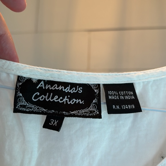 Boho embroidered top - Picture 3 of 4